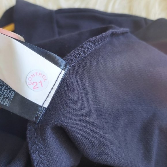 Tommy Hilfiger Gigi Hadid Cropped Polo Tee - Picture 13 of 16